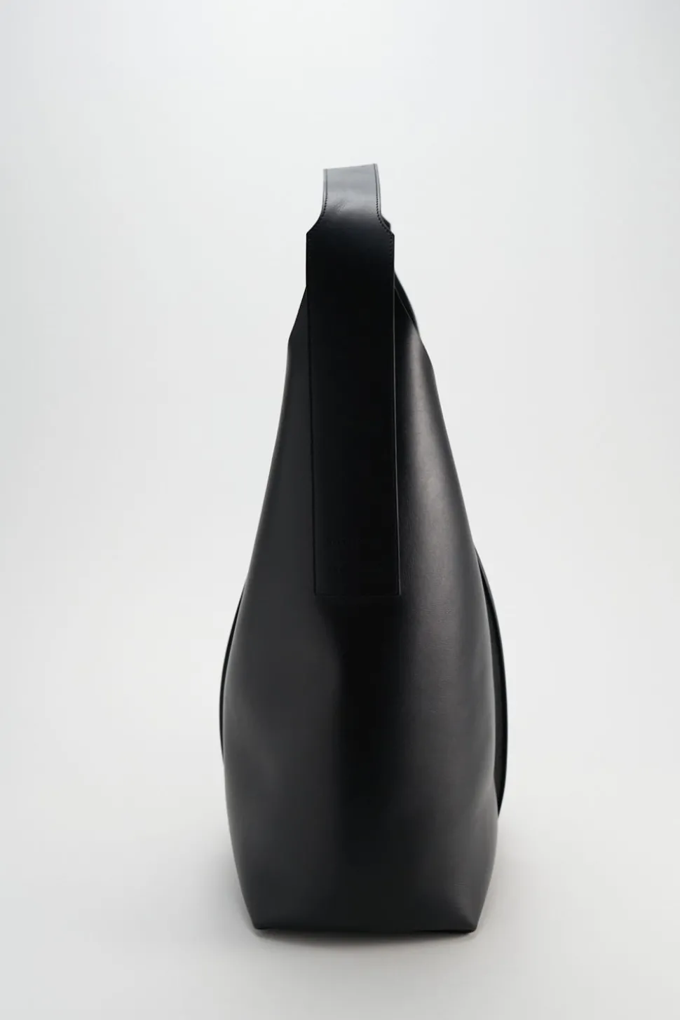 cph_bag__vitello_3-4.webp COPENHAGEN STUDIOS Cph Bag 1 Vitello^ Tassen