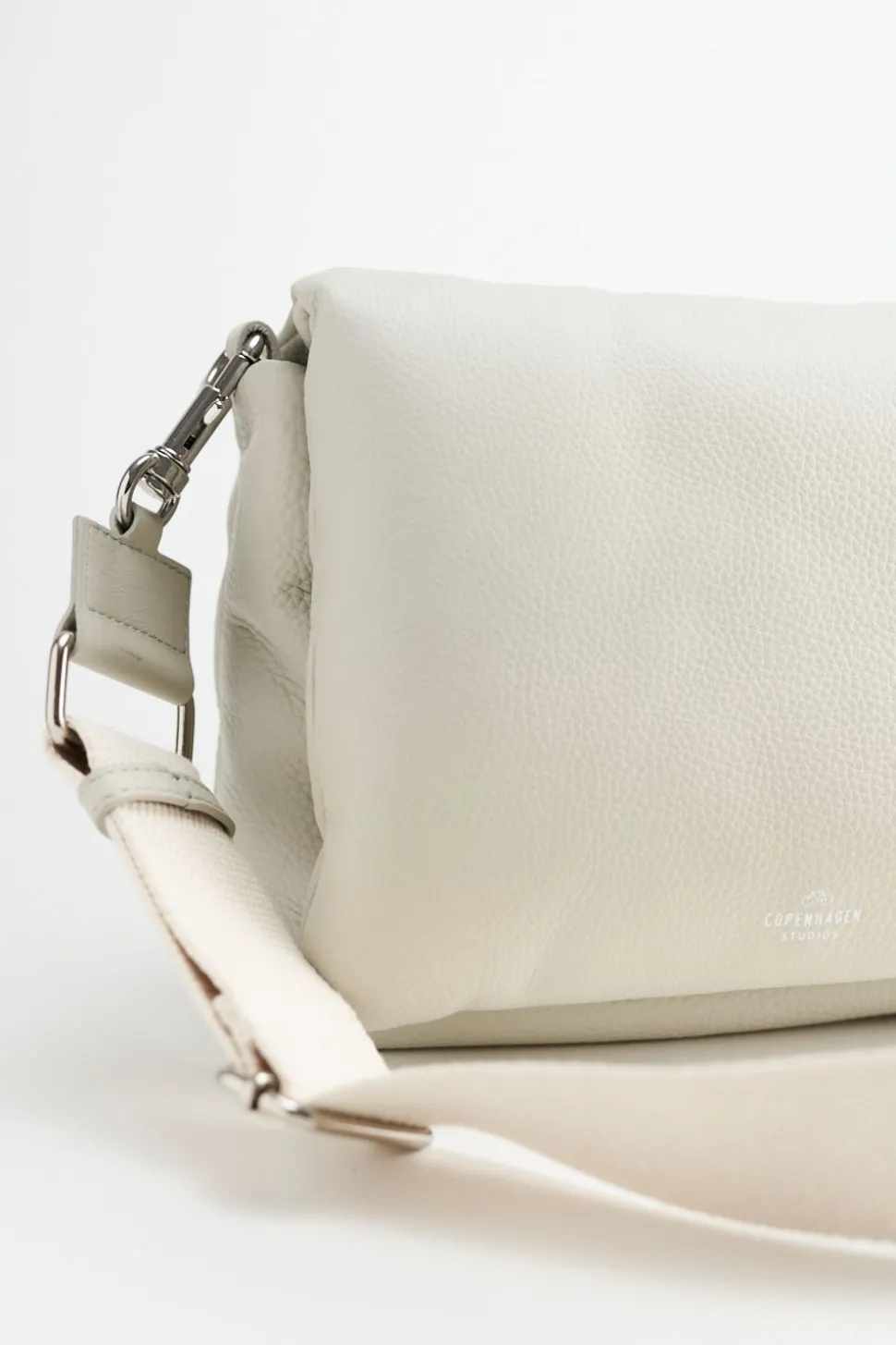cph_bag__vitello_grain_2.webp COPENHAGEN STUDIOS Cph Bag 11 Vitello Grain^ Tassen